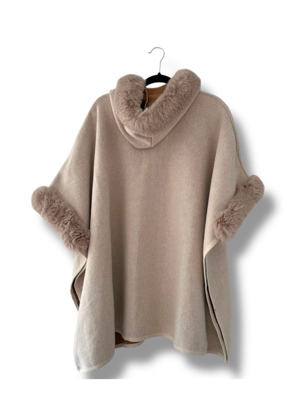 Rachel Zoë Cream/Ivory Cape trimmed in Faux Fur - Picture 2 of 14